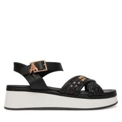 Sandały Patrizia Pepe. Czarne sandały Patrizia Pepe, bez wzorów, bez obcasa, na płaskiej podeszwie, bez zapięcia. Za 579.99 zł.