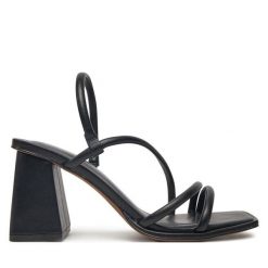 Sandały Call It Spring. Czarne sandały Call it Spring, bez wzorów, bez obcasa, na słupku, bez zapięcia. Za 149.99 zł.