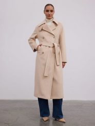 BGN Płaszcz przejściowy w kolorze beżowym rozmiar: 38. Brązowe płaszcze BGN, bez wzorów, z tkaniny, bez kaptura. Za 400.30 zł.