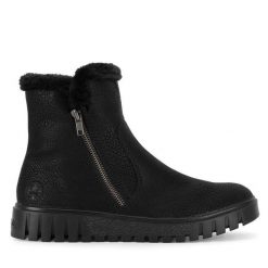 Botki Rieker. Czarne botki Rieker, bez wzorów, bez obcasa, na płaskiej podeszwie, bez zapięcia. Za 258.99 zł.