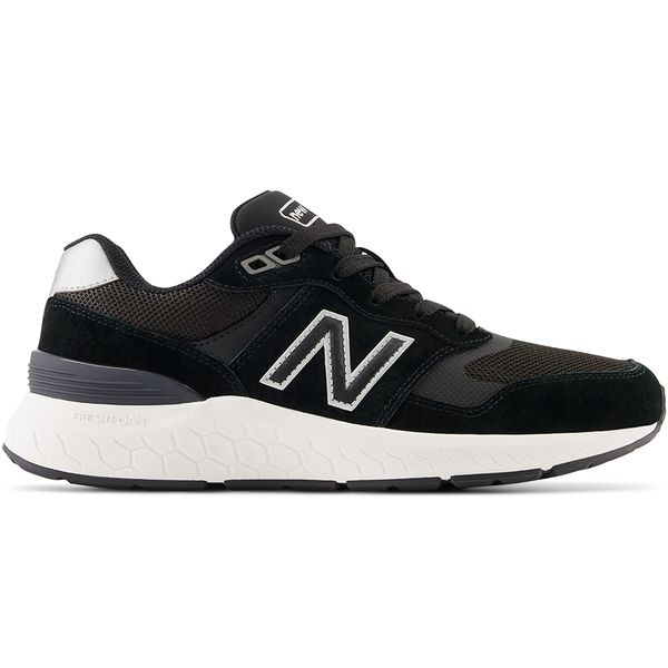 Buty damskie New Balance WW880BK6 – czarne. Czarne obuwie sportowe New Balance, z gumy, bez zapięcia, na fitness i siłownię. Za 299.99 zł.