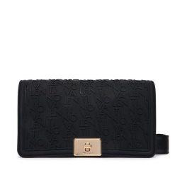 Torebka Valentino. Czarne listonoszki Valentino, bez wzorów, bez dodatków. Za 479.99 zł.