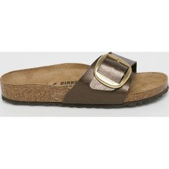 Birkenstock - Klapki Madrid Big Buckle. Brązowe klapki Birkenstock, bez wzorów, z gumy, bez obcasa. Za 329.90 zł.