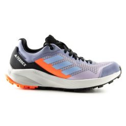 Buty trekkingowe damskie Adidas Terrex Trailrider. Fioletowe trekkingi Adidas. W wyprzedaży za 326.49 zł.