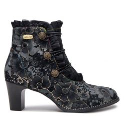 Botki Laura Vita. Czarne botki Laura Vita, bez wzorów, bez obcasa, na słupku, bez zapięcia. Za 599.99 zł.