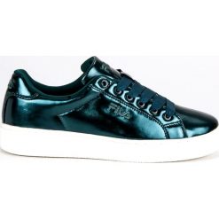 Fila Upstage F Low Wmn. Białe trampki Fila, bez wzorów, z gumy, bez zapięcia. W wyprzedaży za 259.00 zł.
