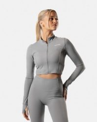 Damska krótka bluza rozpinana LuxForm na fitness i pilates – szary. Szare bluzy AESTHETICWOLF, uniwersalny, bez wzorów, z materiału, bez kaptura. Za 239.99 zł.