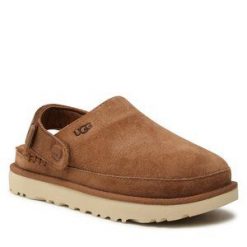 Klapki Ugg. Brązowe klapki UGG, bez wzorów, bez obcasa. Za 589.99 zł.