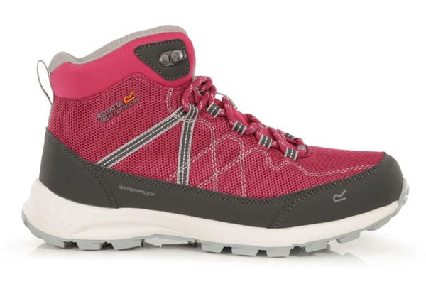 Buty trekkingowe damskie Regatta Samaris Lite wodoodporne. Czerwone trekkingi Regatta, z gumy. Za 231.44 zł.
