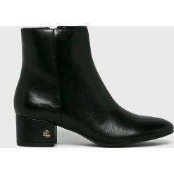 Lauren Ralph Lauren - Botki. Czarne botki Lauren Ralph Lauren, bez wzorów, z materiału, bez obcasa, bez zapięcia. Za 729.90 zł.