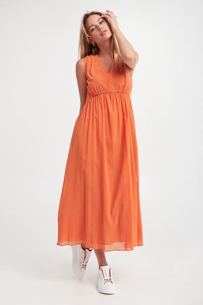 Sukienka Antony WEEKEND MAX MARA. Sukienki Weekend Max Mara, bez wzorów, bez kołnierzyka, bez ramiączek. W wyprzedaży za 1,052.24 zł.
