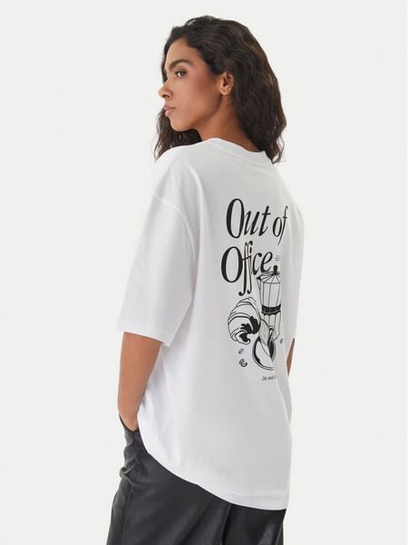 HUGO T-Shirt 50560772 Biały Oversize. Białe t-shirty Hugo, s, bez wzorów, z bawełny, bez kołnierzyka, bez ramiączek. Za 135.99 zł.