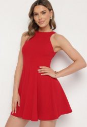 Czerwona Rozkloszowana Sukienka z Wiskozą Milenissa. Czerwone sukienki Born2be, na imprezę, na lato, l, bez wzorów, z wiskozy, eleganckie, bez kołnierzyka, bez ramiączek, mini, rozkloszowane. Za 139.99 zł.