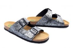 Dr. Brinkmann 700805-92 silber, klapki damskie. Szare klapki Dr. Brinkmann, bez wzorów, ze skóry ekologicznej, bez obcasa. Za 175.90 zł.
