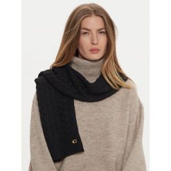 Szalik Coach. Czarne szaliki Coach, bez wzorów. Za 419.99 zł.