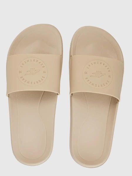 Klapki damskie 4F 4FRSS26FSLIF061. Brązowe klapki 4f, bez wzorów, z gumy, bez obcasa. Za 59.99 zł.