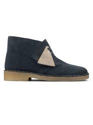 Clarks Skórzane botki w kolorze granatowym rozmiar: 37,5. Niebieskie botki Clarks, bez wzorów, bez obcasa, bez zapięcia. Za 379.45 zł.