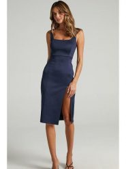 MADMEXT Sukienka w kolorze granatowym rozmiar: L. Niebieskie sukienki MADMEXT, l, bez wzorów, bez kołnierzyka, bez ramiączek, midi. Za 117.99 zł.