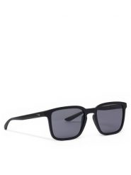 Nike Okulary przeciwsłoneczne Circuit FJ1972 001 Czarny. Czarne okulary przeciwsłoneczne Nike, bez wzorów, z tworzywa sztucznego. Za 279.99 zł.