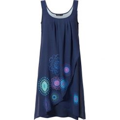 Desigual Damska koszulka Navy Graciela Navy 19SWVWBZ 5000 (rozmiar 42). Niebieskie sukienki Desigual, bez wzorów, bez kołnierzyka, bez ramiączek. W wyprzedaży za 254.00 zł.