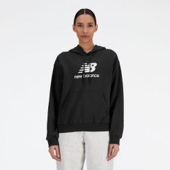 Bluza damska New Balance WT41504BK – czarna. Czarne bluzy New Balance, l, bez wzorów, z bawełny, bez kaptura. Za 279.99 zł.