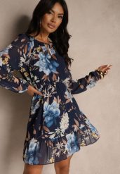 Granatowa Rozkloszowana Sukienka Ozdobiona Kwiatowym Wzorem Zerovia. Niebieskie sukienki Renee, na co dzień, l, bez wzorów, z wiskozy, eleganckie, bez kołnierzyka, bez ramiączek, mini, proste. Za 119.99 zł.