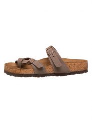 Birkenstock Japonki w kolorze brązowym rozmiar: 36. Brązowe klapki Birkenstock, bez wzorów, z otwartym noskiem, bez obcasa. Za 316.99 zł.