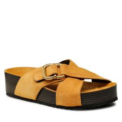 Klapki GINO ROSSI. Brązowe klapki Gino Rossi, bez wzorów, bez obcasa. Za 209.99 zł.