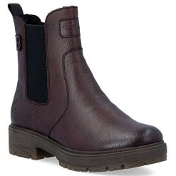 Skórzane botki damskie sztyblety ocieplane bordowe Rieker 75860-35. Czerwone botki Rieker, bez wzorów, ze skóry, bez obcasa, bez zapięcia. Za 429.00 zł.