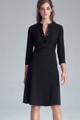 Czarna Casualowa Skromna Sukienka Zapinana na Napki. Czarne sukienki Nife, xl, bez wzorów, z elastanu, wizytowe, bez kołnierzyka, bez ramiączek. Za 247.90 zł.