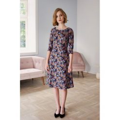 Sukienka Asteria Marguerite 32 wielokolorowy. Sukienki Marie Zélie. W wyprzedaży za 277.90 zł.