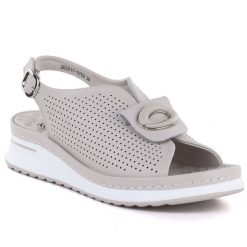 Sandały damskie na koturnie szare eVento 9759. Szare sandały eVento, w ażurowe wzory, ze skóry ekologicznej, bez obcasa, na koturnie, bez zapięcia. Za 189.99 zł.
