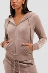 JUICY COUTURE Ciemno-beżowa bluza damska Robertson Hoodie, Rozmiar S. Brązowe bluzy Juicy Couture, s, bez wzorów, z materiału, z kapturem. W wyprzedaży za 354.99 zł.