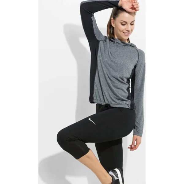 Under Armour Bluza Threadborne Train Hoo , szary, rozmiar XL. Szare bluzy Under Armour, m, bez wzorów, z materiału, bez kaptura. W wyprzedaży za 109.99 zł.