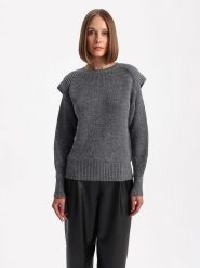 BGN Sweter w kolorze szarym rozmiar: 38. Szare swetry BGN, bez wzorów, prążkowane, bez ramiączek. Za 140.45 zł.