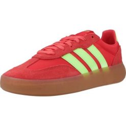 Buty ADIDAS BARREDA DECODE Czerwony. Czerwone trekkingi Adidas, ze skóry, trekkingowe. W wyprzedaży za 312.35 zł.