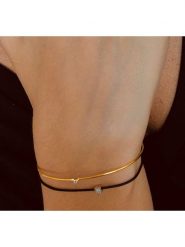 Les Petites Précieuses Złota bransoletka z diamentami rozmiar: onesize. Czarne bransoletki Les Petites Précieuses, z diamentem, srebrne. Za 136.13 zł.