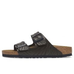Kapcie Birkenstock Arizona, Syntetyczne Damskie. Czarne obuwie domowe Birkenstock, bez wzorów, z materiału, bez zapięcia. Za 423.90 zł.