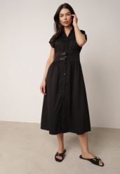 Czarna Sukienka Koszulowa z Modelującym Przeszyciem ze Sprzączkami w Talii Puresa. Czarne sukienki Born2be, do pracy, l, bez wzorów, biznesowe, bez kołnierzyka, bez ramiączek, midi, dopasowane. Za 129.99 zł.