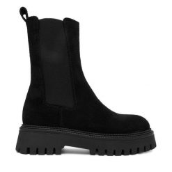 Sztyblety Badura. Czarne botki Badura, bez wzorów, bez obcasa, na płaskiej podeszwie, bez zapięcia. Za 399.99 zł.