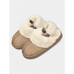 Kapcie Damskie Barts Ayumies. Brązowe obuwie domowe Barts, bez wzorów, bez zapięcia. Za 229.00 zł.