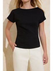 Trendyol Bluzka w kolorze czarnym rozmiar: M. Czarne bluzki Trendyol, m, bez wzorów, bez kołnierzyka, bez ramiączek. Za 52.99 zł.