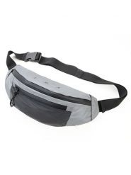 Troika Saszetka w kolorze szarym - 38 x 14 x 8,5 cm rozmiar: onesize. Szare torby na ramię Troika, bez wzorów, z materiału, sportowe, przez ramię, bez dodatków. Za 69.99 zł.