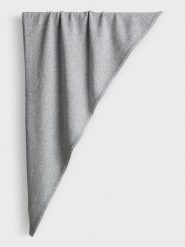 Someday Szal w kolorze szarym rozmiar: onesize. Szare szaliki someday., bez wzorów, z materiału. Za 136.13 zł.