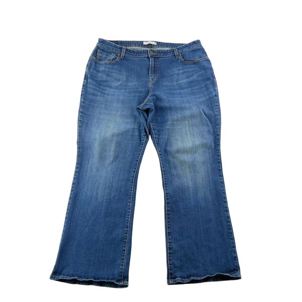 Second life - Levi Strauss jeansy damskie W38/L30 bootcut - Jak nowy. Niebieskie jeansy Levi's®, l, bez wzorów. Za 127.76 zł.