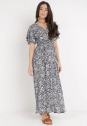 Czarna Sukienka z Wiskozy Nikeusa. Czarne sukienki Born2be, l, bez wzorów, z tkaniny, bez kołnierzyka, bez ramiączek, maxi, kopertowe. Za 74.99 zł.