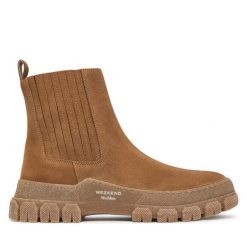 Botki Weekend Max Mara. Brązowe botki Weekend Max Mara, bez wzorów, bez obcasa, na płaskiej podeszwie, bez zapięcia. Za 1,499.00 zł.