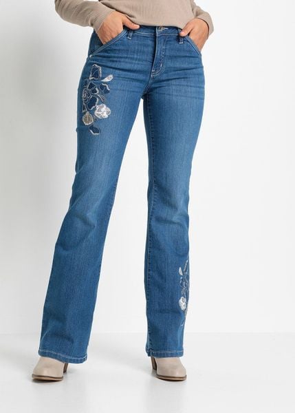 Jeansy flared, mid waist, ze stretchem. Niebieskie jeansy bonprix, bez wzorów. Za 169.99 zł.
