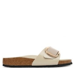 Klapki Birkenstock. Klapki Birkenstock, bez wzorów, bez obcasa. Za 629.99 zł.