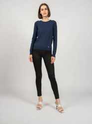 Guess Jeansy Legging Yoga | WW54AA3-D1ZYO-OILT-N | Kobieta | Czarny. Czarne jeansy Guess, z aplikacjami. W wyprzedaży za 139.00 zł.